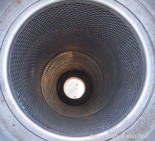 Used Ronningen Petter Products Mesh Basket Filter, 316 L Stainless Steel.  8 1/2" diameter x 29" deep vessel rated 150 psi at 220 degrees F.Single basket cartridge 6'' diameter x 24'' deep. Bolt-on t...
