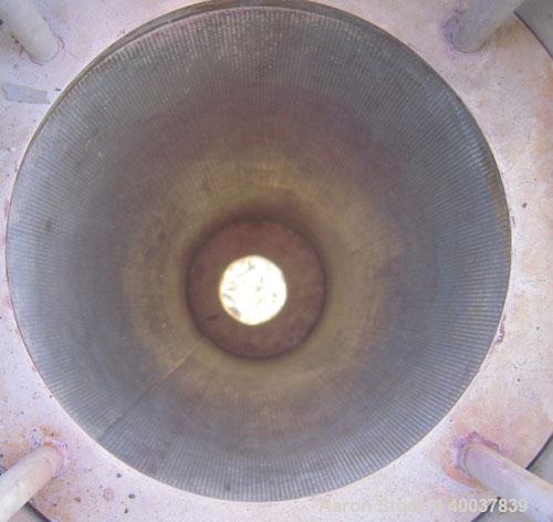 Used Ronningen Petter Products Mesh Basket Filter, 316 L Stainless Steel.  8 1/2" diameter x 29" deep vessel rated 150 psi at 220 degrees F.Single basket cartridge 6'' diameter x 24'' deep.Bolt-on to...