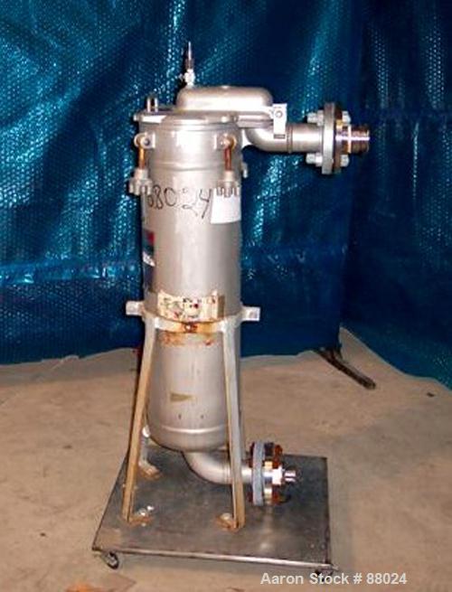 USED: RP Products liquid mesh basket filter, stainless steel. 8" diameter x 26" deep chamber rated 150 psi at 220 deg F. Single basket cartridge 7" diameter. Hinged top cover. Mounted on a base with ...