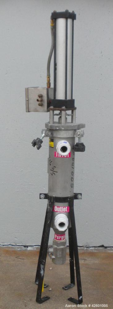 Used Ronningen-Petter Self Cleaning Mechanical Filter, model  DCF-400, 316 stainless steel. Flow rate 2-30 gallons per minute. Total capacity 0.94 gallon, purge capacity 4 fluid ounces, filtration su...