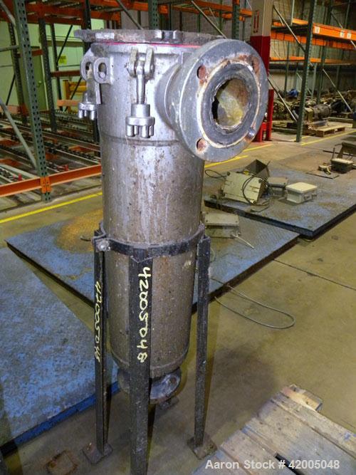 Used Ronningen-Petter Single Bag Filter, 316 stainless steel. 8" diameter x 31" deep filter housing, rated 150 psi at –20 to 220 deg F. Approximate 90 gallons per minute flow rate. Bolt-on top cover,...