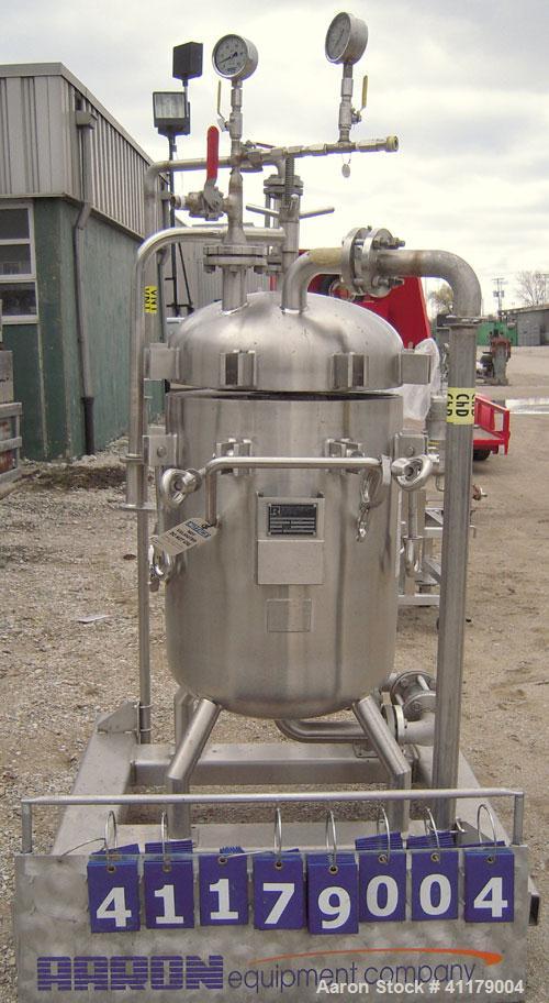 Used Rosedale Multi-Bag Filter, Model 24302F1150S316TN-PB, 316 Stainless Steel.  26.4 square feet filter area, 600 gallons per minute. Chamber 24" diameter x approximately 32" straight side, clamp do...