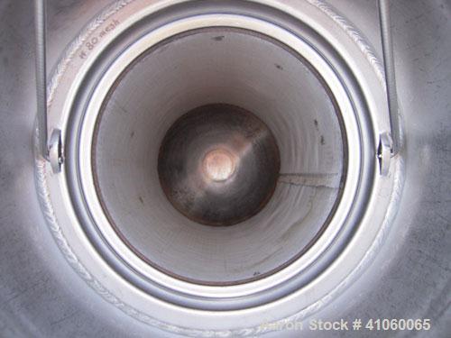 Used Rosedale Products Mesh Basket Filter, Model 8-15-2P-1-150-CS-T-S-BM, 304 Stainless Steel. 2.3 square feet, rated up to 220 gallons per minute. Approximate 8 1/2" diameter x 24" deep vessel, inte...