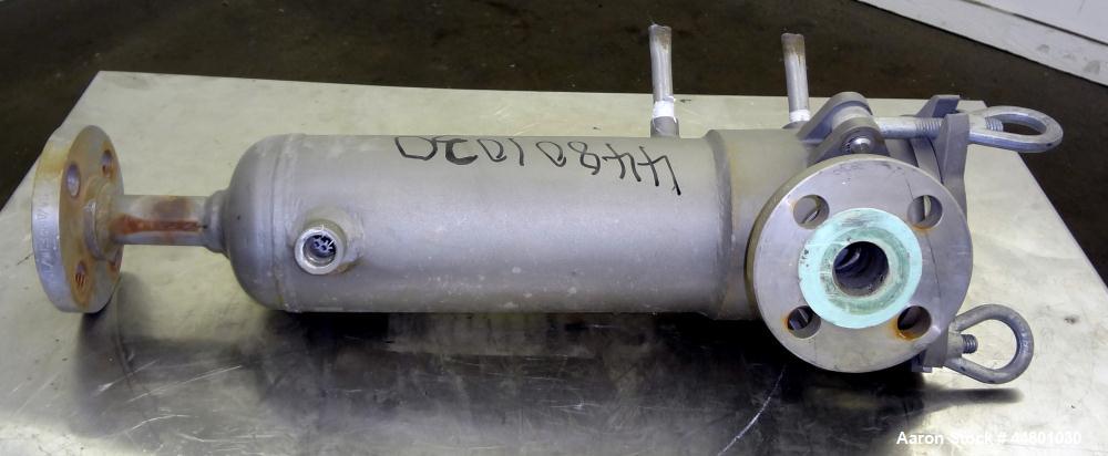 Used Nowata Filtration W4 Series Liquid Bag Filter Housing, Model W4UN12N30, 316 Stainless Steel. Flow rates to 50 gallons per minute, surface area 1 square foot, volume 130 cubic inches. Approximate...