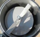 Used Parker FulFlo Multi-Cartridge Filter, model FHS7T2FVP, 316L stainless steel. Typical flow rate 147 gallons per minute. 10'' diameter x 36'' deep vessel. Hinged top cover. Internal rated 150 psi ...