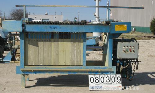 USED: Durco Quadra Press, 23 polypropylene plates 31" x 31" x 2", 1/2" recess, 5.21 cubic foot cake capacity, 153 square foot filter area, gasket plates, center feed four corner discharge, air over o...