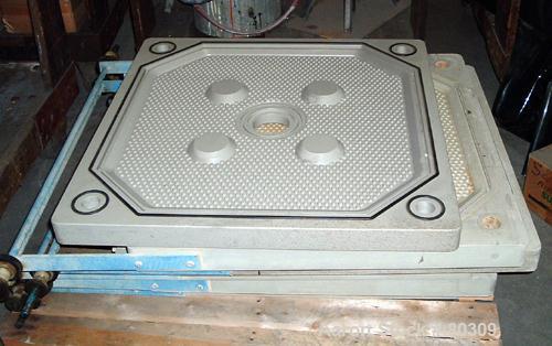 USED: Durco Quadra Press, 23 polypropylene plates 31" x 31" x 2", 1/2" recess, 5.21 cubic foot cake capacity, 153 square foot filter area, gasket plates, center feed four corner discharge, air over o...