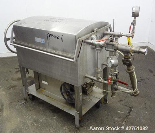 Used Ertel Vapor-Master Enclosed Plate & Frame Filter Press, Model EUS-O, 316 Stainless Steel. (5) Plates, (6) Frames, (1) Spacer, (1) head, (1) tail. Manual ratchet closure. Approximate (0.26) cubic...