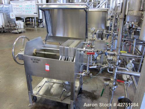 Used Ertel Vapor-Master Enclosed Plate & Frame Filter Press, Model EUS-16, 16'' x 16'', 316 Stainless Steel. (5) Plates, (4) Frames, (1) Spacer, (1) head, (1) tail. Manual ratchet closure. Approximat...