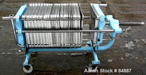 USED: Filtrox plate and frame polishing press, 304 stainless steel. 22 stainless steel plates 15-1/2" (400mm) x 15-1/2" (400mm) and 16 stainless steel frames 15-1/2" (400mm) x 15-1/2" (400mm), 1" thi...