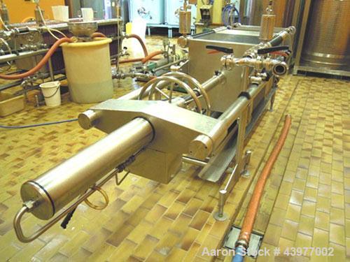 Used Filtrox Filter.  80 Plates 1.9' (600 x 600 mm), 26 plates stainless steel, 54 plates plastic.  Hydraulic closure.  Dimensions:  13' x 3.6' (4000 x 1100 mm).  50 hz.