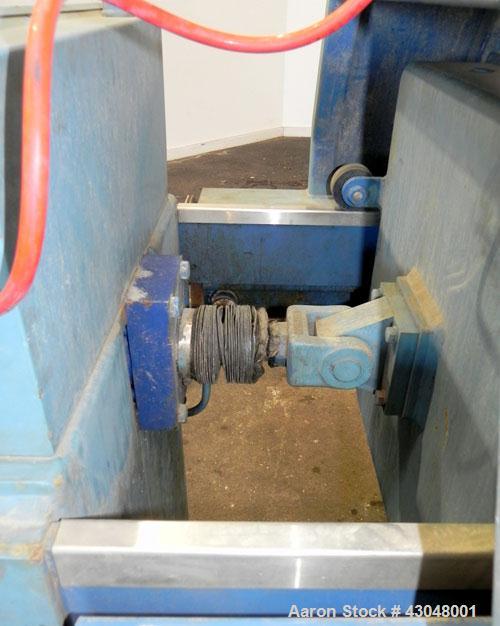 Used JWI Filter Press, Model 630G32-10/13-3/4SYLS. (25) 24.8'' x 24.8'' x 2-1/2'' Thick x 1/2'' recess polypropylene plates, (1) head, (1) tail plate. Approximately105.3 square feet filter area, 8.7 ...