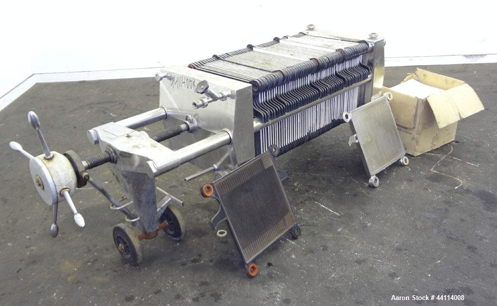 Used Seitz Werke Polishing Press, Type 40/60. Has (57) 15" X 15" plastic Plates, (1) head, (1) tail that are stainless steel. Approximate (90.48) square feet filter area. (4) corner feed, and dischar...