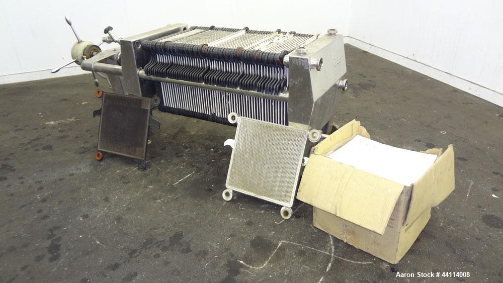 Used Seitz Werke Polishing Press, Type 40/60. Has (57) 15" X 15" plastic Plates, (1) head, (1) tail that are stainless steel. Approximate (90.48) square feet filter area. (4) corner feed, and dischar...
