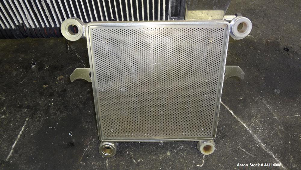 Used Seitz Werke Polishing Press, Type 40/60. Has (57) 15" X 15" plastic Plates, (1) head, (1) tail that are stainless steel. Approximate (90.48) square feet filter area. (4) corner feed, and dischar...