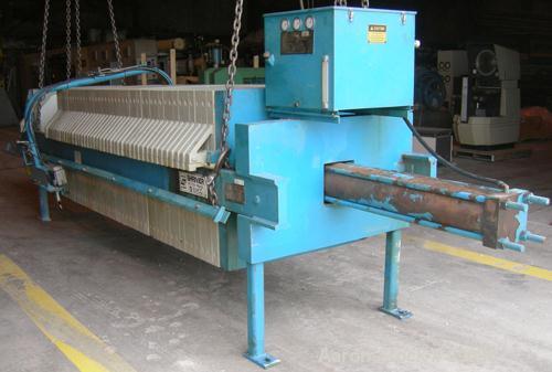 USED: Eimco Shriver filter press, model M1000FB. Carbon steel frame. (40) 39.3" x 39.3" x approximately 2-1/2" thick x approximately 1/2" recess polypropylene plates, (1) head plate, (1) tail plate. ...