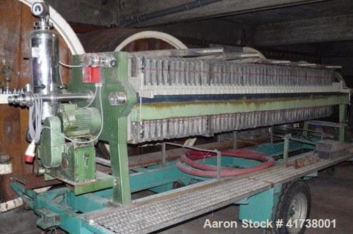 Used Mobile Strassburger Yeast Filter, carbon steel frame with NW50 connection. With plastic plates and overhand clothes. 60 chambers 24" x 24" (630 mm x 630 mm) and new hand hydraulic pump. The filt...