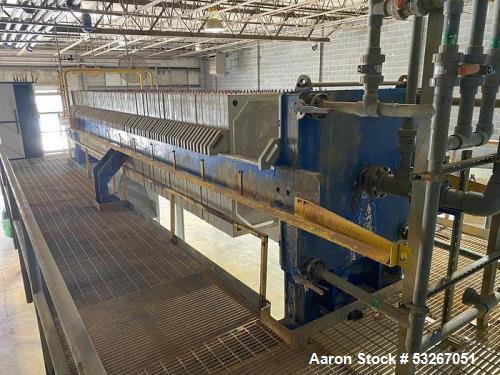 Micronics Model TR120DA08-FS-AO 130 cu ft. poly plate and frame press.