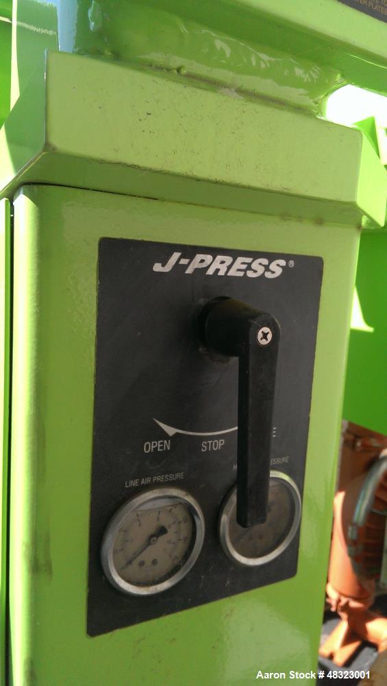 Used U.S. Filter / JWI Filter J Press, Model 800G32-39-20DNLW. (40) 800 mm x 800 mm polypropylene plates. Approximate filter area 415 square feet, approximate 20 cubic feet cake capacity. Maximum inl...
