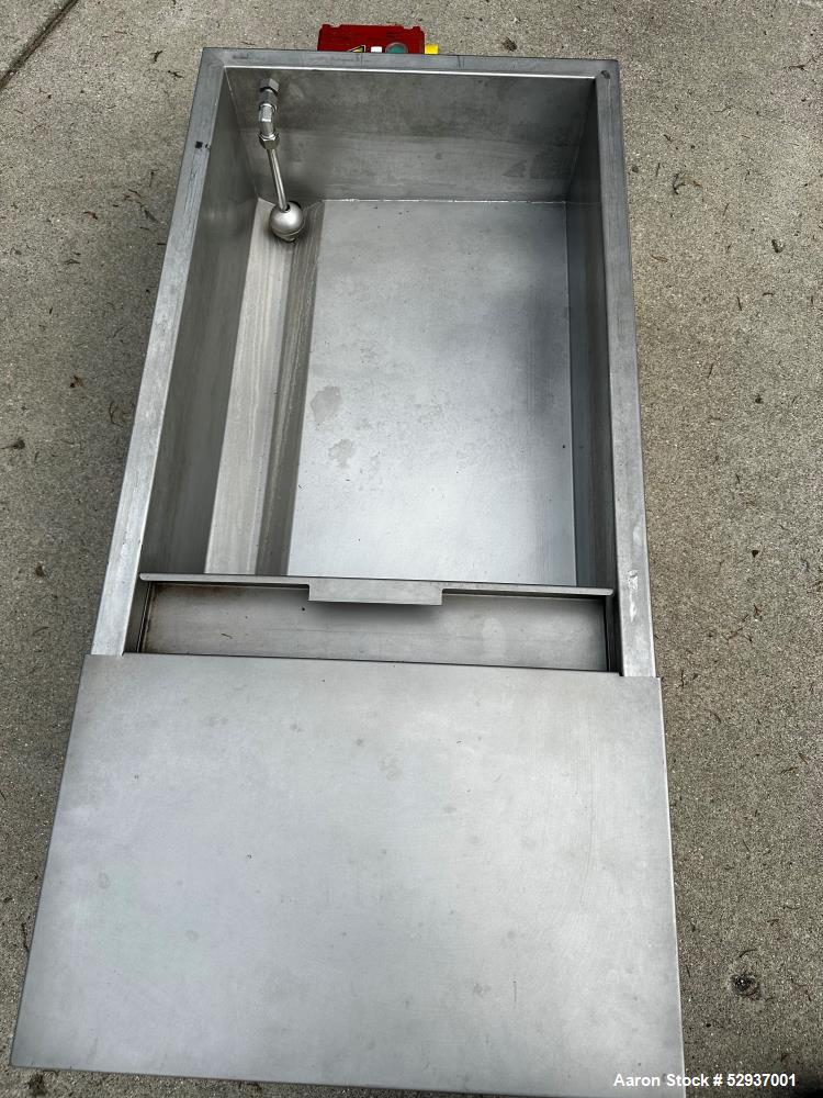Used Voran Belt Press, Model EBP650, 304 Stainless Steel Construction. 650mm (25.59") Belt width. Capacity of 1.7 ton hourly production, 75% juice yield, 2-4 minutes contact time, 35-71 in/min belt s...