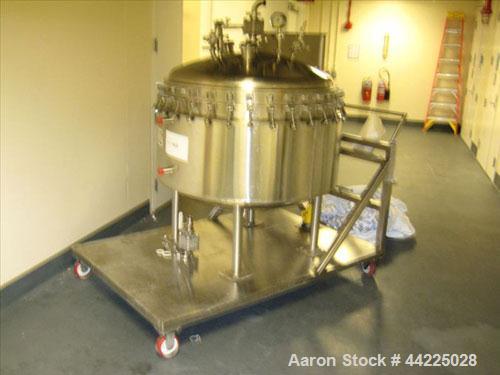 Used American Alloy Fab Pressure Nutsche Filter, Hastelloy Construction. Internal rated 60 psi at 302 degrees F. jacket rated 75 psi at 266 degrees F. (4) Legs on cart. Built 2009, serial #5939, Nati...