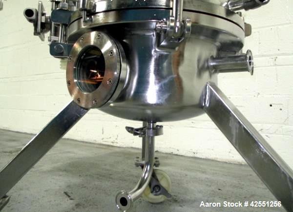 Used Aurora 0.1 Square Meter Nutsche Filter, Model A-14X-C. Hastelloy C22 construction, rated atmospheric and full vacuum at 212 f internal, jacketed for 50 psi at 212 f, removable bottom plate, top ...
