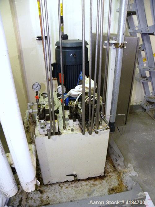 Used 3V Cogeim Filter Dryer, 4 Square Meter, Model FPP/SD 400 FM, Hastelloy C-276. 7000 Liter capacity. Approximately 90'' diameter x 52'' straight side. Dished top, flat removable bottom with filter...