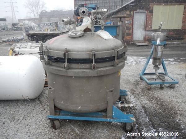 Used Duriron Nutsche Filter, 1.16 Square Meter Surface Area. 304 stainless steel construction. Approximate 4' diameter, Internal rated 50 psi / Full Vacuum at 150 degrees F. Haylar lined body and top...