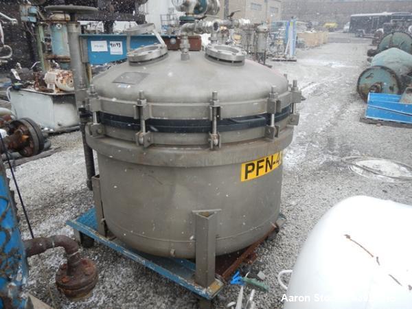 Used Duriron Nutsche Filter, 1.16 Square Meter Surface Area. 304 stainless steel construction. Approximate 4' diameter, Internal rated 50 psi / Full Vacuum at 150 degrees F. Haylar lined body and top...