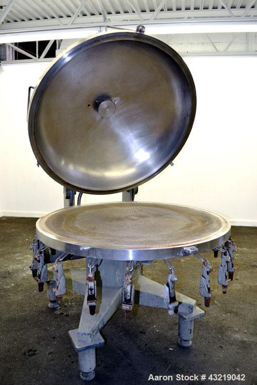 Used Koehler Bosshart Nutsche Filter, Approximate 1 Square Meter, 316 Stainless Steel. 48" (1219 mm) diameter perforated plate, Clamped dished top and bottom, internal rated -1/4 bar (- 14.5/58 psi) ...
