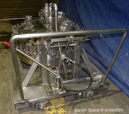 Used Northland Stainless Pressure Nutsche Filter, 0.6 square meter, Hastelloy C276. 36" diameter x 8" straight side, bolt on removable top, dish bottom. Internal rated FV/150 psi at 350 deg F and -20...