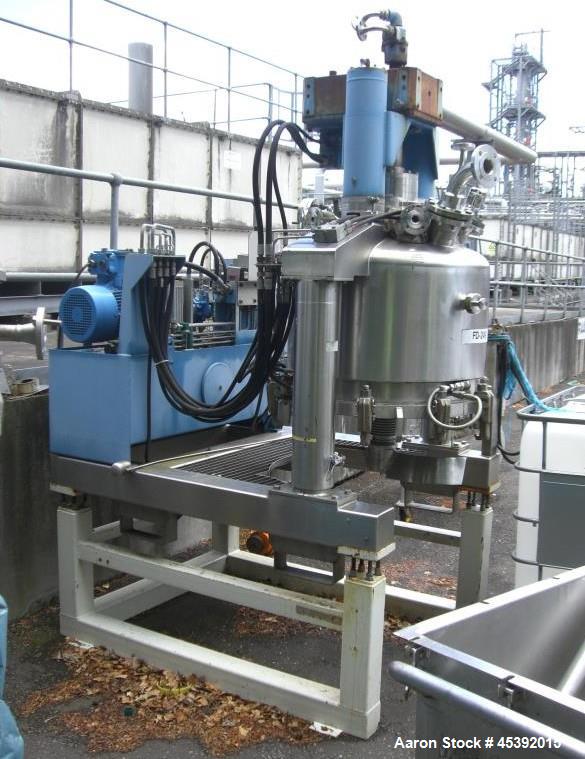 Used Rosenmund Model RSD-0.4-964-98 Hastelloy C22 Nutsche Filter Dryer. Unit has welded dished top and clamped flat bottom mobile filter plate. Internal rated 420 litre capacity, 6 bar/full vacuum de...