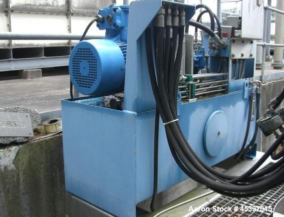 Used Rosenmund Model RSD-0.4-964-98 Hastelloy C22 Nutsche Filter Dryer. Unit has welded dished top and clamped flat bottom mobile filter plate. Internal rated 420 litre capacity, 6 bar/full vacuum de...