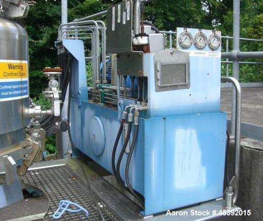 Used Rosenmund Model RSD-0.4-964-98 Hastelloy C22 Nutsche Filter Dryer. Unit has welded dished top and clamped flat bottom mobile filter plate. Internal rated 420 litre capacity, 6 bar/full vacuum de...