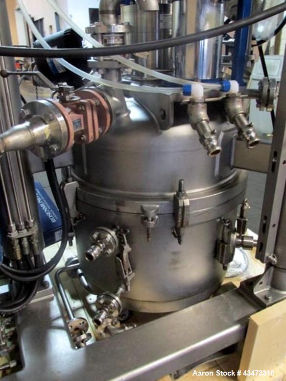 Used Rosenmund Filter Dryer, 0.3 Square Meter. 316L Stainless steel construction, internal rated 50 psi & Full Vacuum at 350 degrees F. 304 Stainless steel jacket rated 90 psi & Full Vacuum at 350 de...