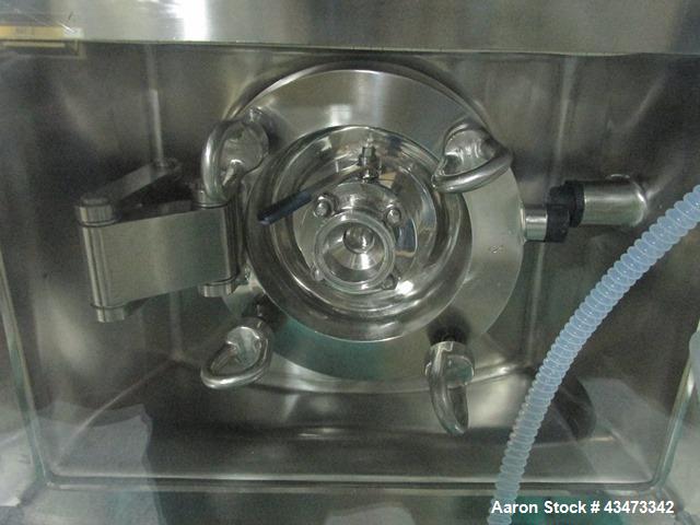 Used Rosenmund Geudu Nutsche Filter Dryer, 0.3 Square Meter, 316L Stainless Steel. Internal rated 50 psi & Full Vacuum at 302 degrees F. 316L Stainless steel jacket rated 150 psi & Full Vacuum at 302...