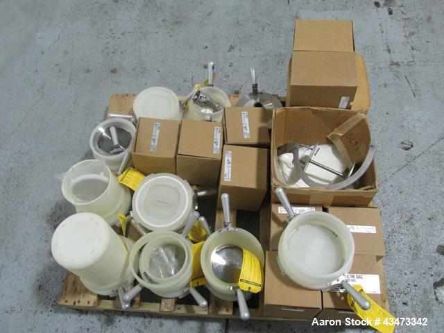 Used Rosenmund Geudu Nutsche Filter Dryer, 0.3 Square Meter, 316L Stainless Steel. Internal rated 50 psi & Full Vacuum at 302 degrees F. 316L Stainless steel jacket rated 150 psi & Full Vacuum at 302...