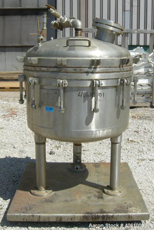 Used Sparkler manual Nutsche filter, model 36", 316 stainless steel. Vessel 36" diameter x 19" deep, dished clamp on top, dished bottom, rated 60 psi at 350 deg F. Removable inner chamber with bottom...