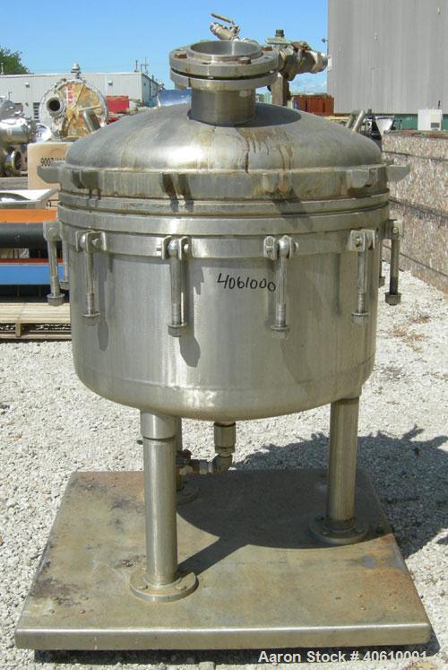 Used Sparkler manual Nutsche filter, model 36", 316 stainless steel. Vessel 36" diameter x 19" deep, dished clamp on top, dished bottom, rated 60 psi at 350 deg F. Removable inner chamber with bottom...