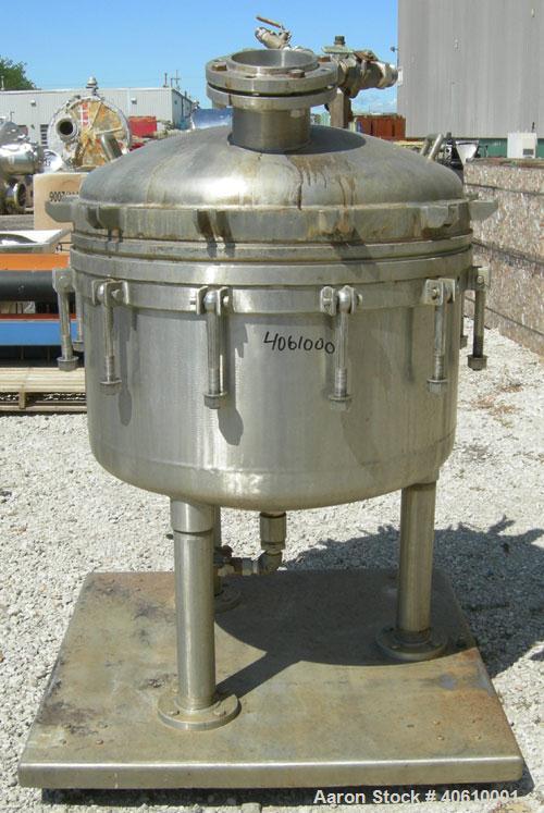 Used- Sparkler manual Nutsche filter, model 36", 316 stainless steel. Vessel 36" diameter x 19" deep, dished clamp on top, d...