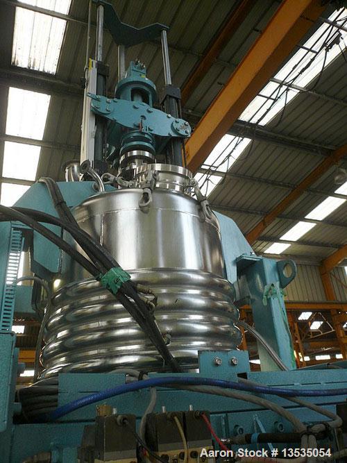 Used Tournaire Pilote 300 L Stirred Extractor / Filter.  Maximum capacity 300 liters, filter diameter 680 mm, tilting bottom, hydraulic motor, lifting system, steel heat exchanger, control panel incl...