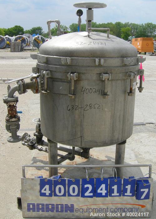 Used Sparkler horizontal plate filter, model 33-D-9, 316 stainless steel, approximate 50.4 square feet   filter area, 7.5 cubic feet cake capacity.  Rated 3000 gallons per hour max.  316 stainless st...