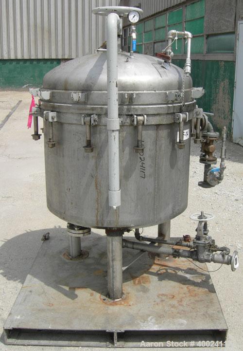 Used Sparkler horizontal plate filter, model 33-D-9, 316 stainless steel, approximate 50.4 square feet   filter area, 7.5 cubic feet cake capacity.  Rated 3000 gallons per hour max.  316 stainless st...
