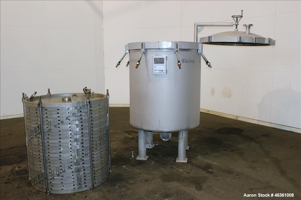 Used LFC Lochem Horizontal Plate Filter, Type Level Leaf 1100/1000/14/24, 304 Stainless Steel. Approximately 80 square feet filter area, 10 cubic feet cake capacity. Vertical non-jacketed tank 42-3/4...