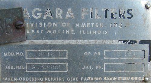 Used Niagara Pressure Leaf Filter, Model 18-16-D, 316 Stainless Steel.  Approximate 28.62 square feet of filter area, 3.88 cubic feet cake capacity.  Vertical 316 stainless steel tank, 20" diameter x...