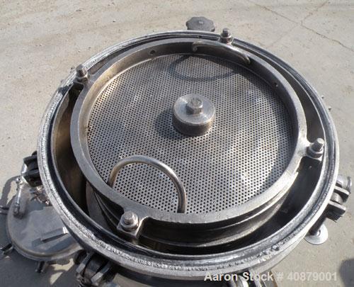 Used Sparkler Horizontal Plate Filter, Model 14-D-4, 316 stainless steel. Approximate 3.52 square feet filter area, .445 cubic feet cake capacity, 220 gallons per hour. Vertical jacketed tank 16" dia...