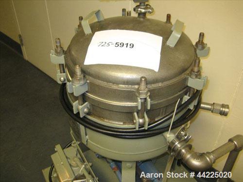 Used Sparkler Filter, Model 14-S-7, 316 Stainless Steel. Internal rated 66 psi at 350 degrees F, carbon steel jacket rated 50 psi at 350 degrees F. (7) 14" Diameter shallow plates, 6.23 square foot s...