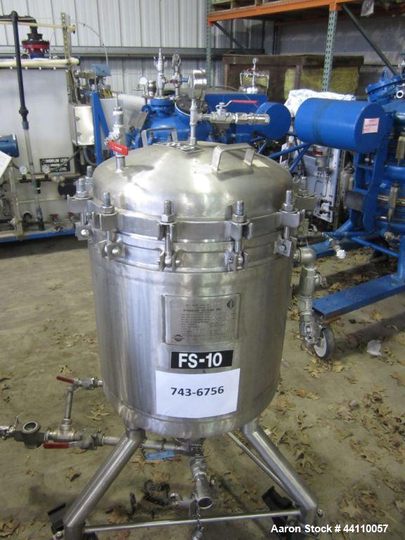 Used Sparkler Filter, 316 SS, Model 18 D 6, ??? Sq. Ft. Built 1995, S # 23201, NB # 2730, rated 60 @ 350 internal, 75 @ 350 jacket