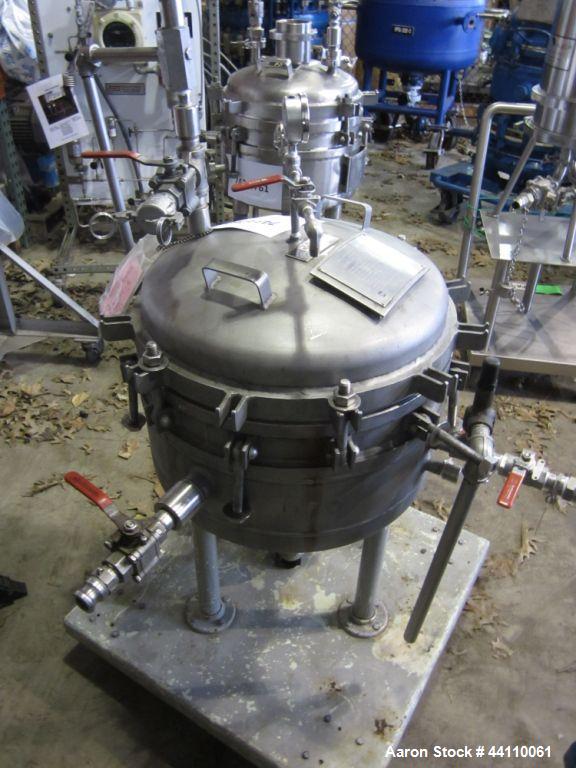 Used Sparkler Filter, 316/304 SS, Model 18 D 4, ??? Sq. Ft. Built 1990, S # 22780, NB # 2450, rated 75 @ 350 internal, 75 @ 350 jacket