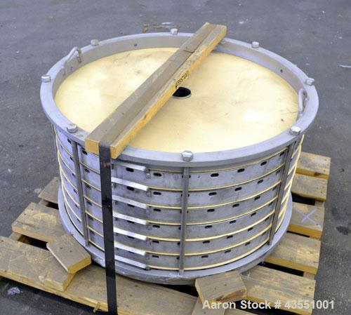 Used Sparkler Horizontal Plate Filter, Model 33-D-7, 316 Stainless Steel. Approximate 39.27 square feet filter area, (5.84) cubic feet cake capacity.